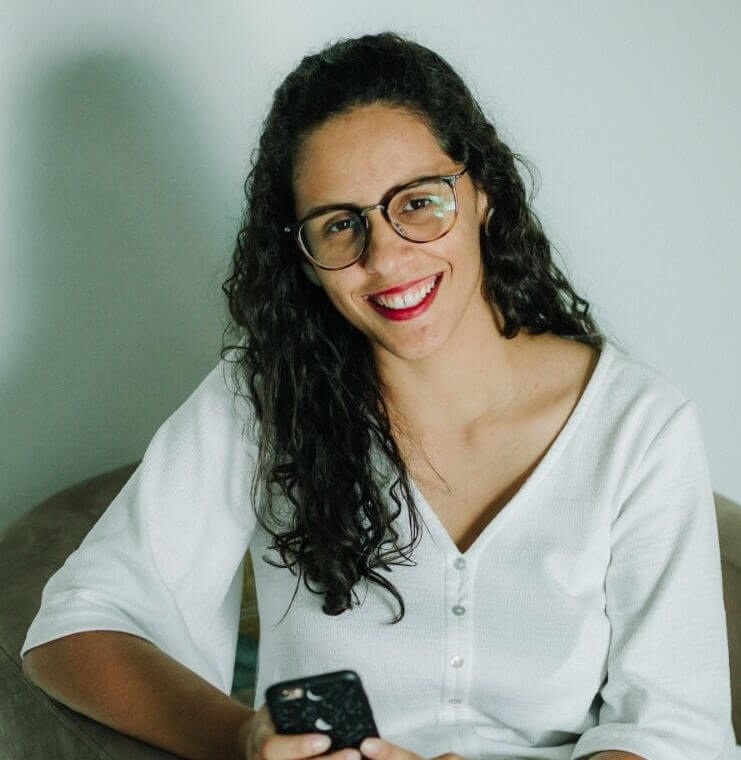 "Desde que fiz a mentoria muita coisa mudou, meu crescimento profissional come&ccedil;ou de dentro pra fora, eu tive a coragem de sair da zona de conforto.

A Carol me ajudou a enxergar coisas que n&atilde;o via antes e isso foi transformador, ela me pegou pela m&atilde;o e me guiou em todo o processo&nbsp;sem me deixar desanimar.

Resumindo, a&nbsp;mentoria foi um divisor de &aacute;guas!"